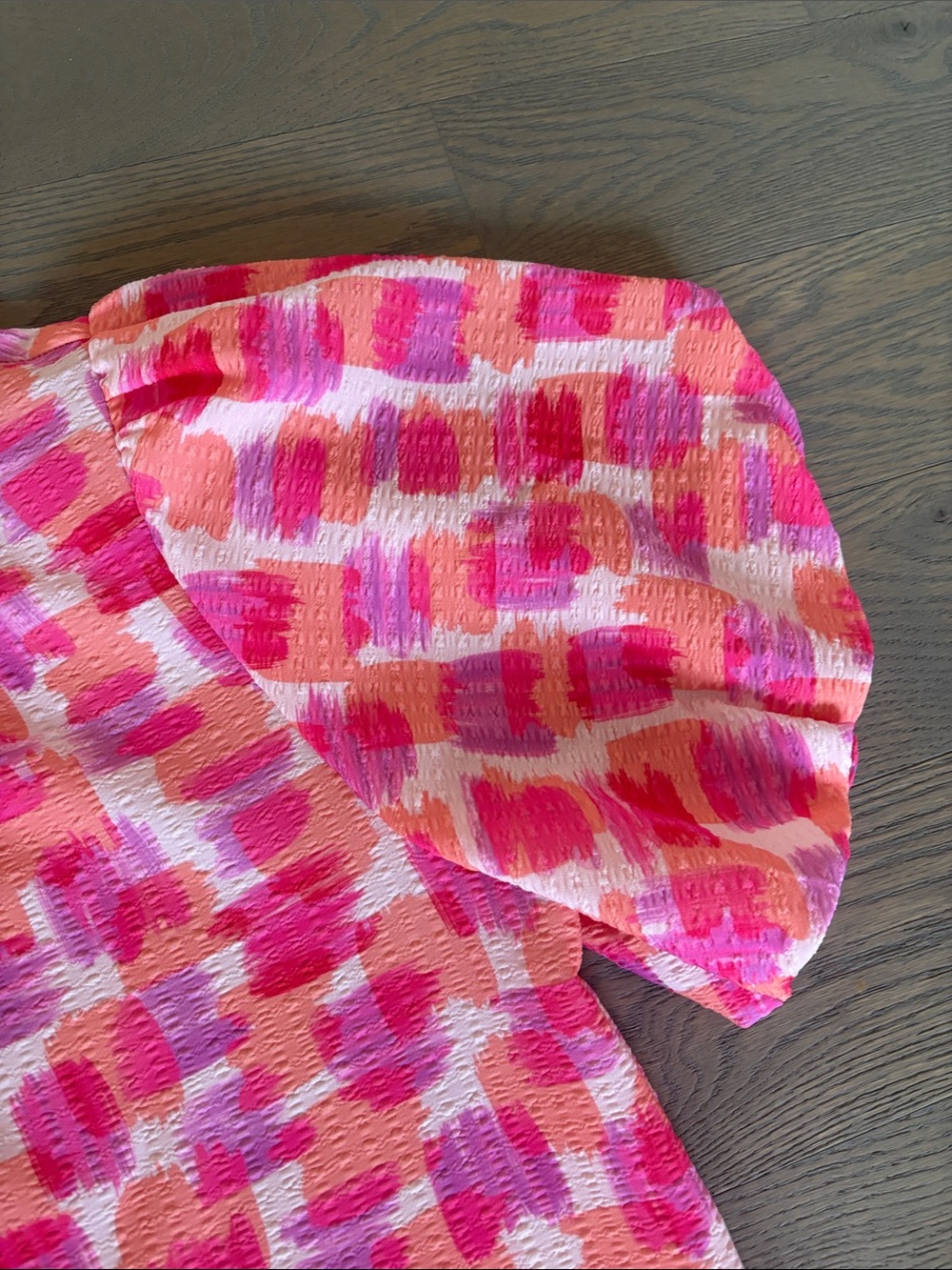 THML Pink Multi Brushstroke Puff Sleeve Top - Picture 3 of 5